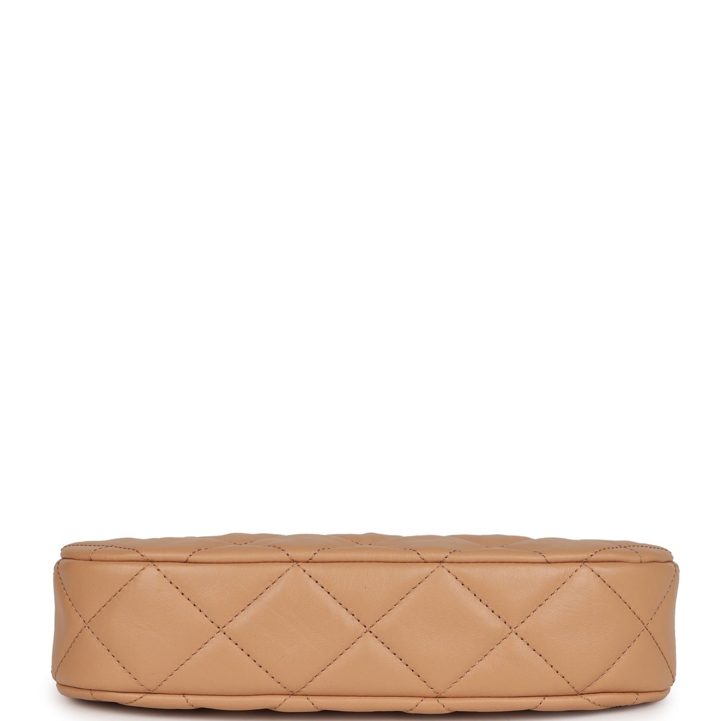 the modern classic – luxury shoulder bag