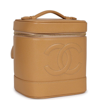 the signature luxury tote – refined and timeless