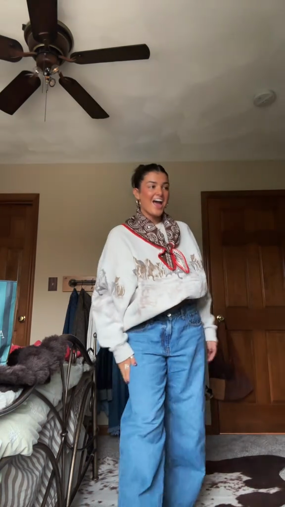 Horses Graphic Oversized Sunday Crew