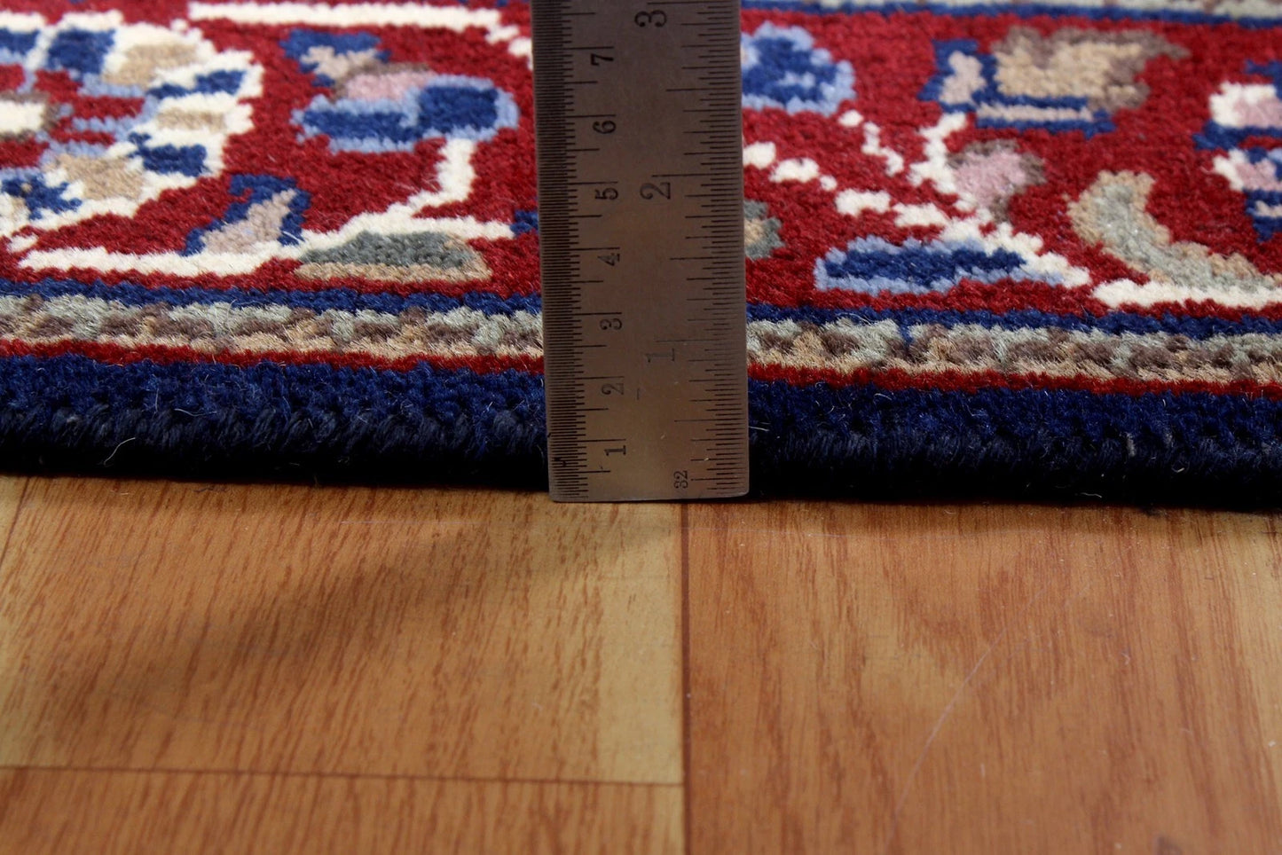 Regal Persian-Style Area Rug | Navy & Red (4' x 6')
