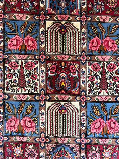 Unique Four-Panel Garden Area Rug  160 x 111 cm Pre-owned